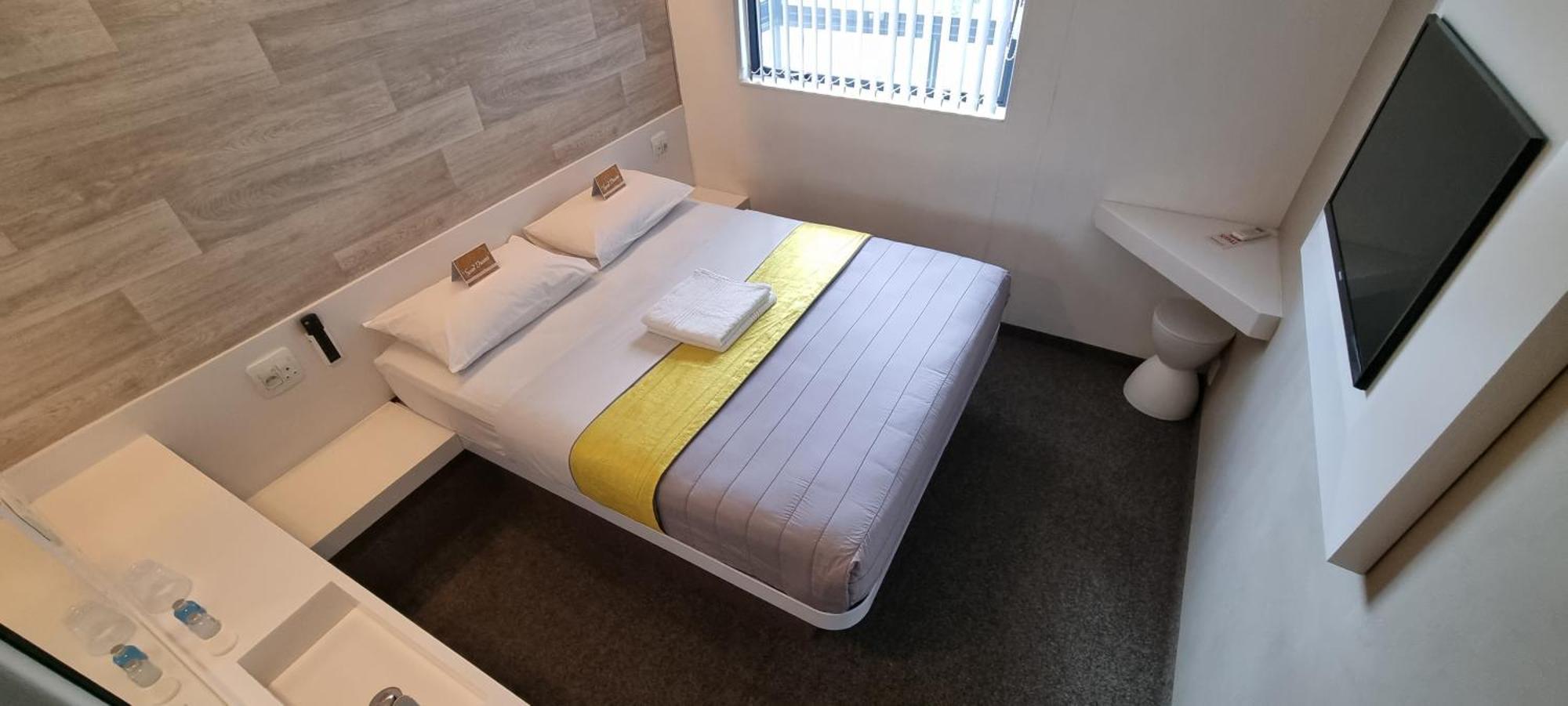 Check Inn Hotel كيب تاون المظهر الخارجي الصورة