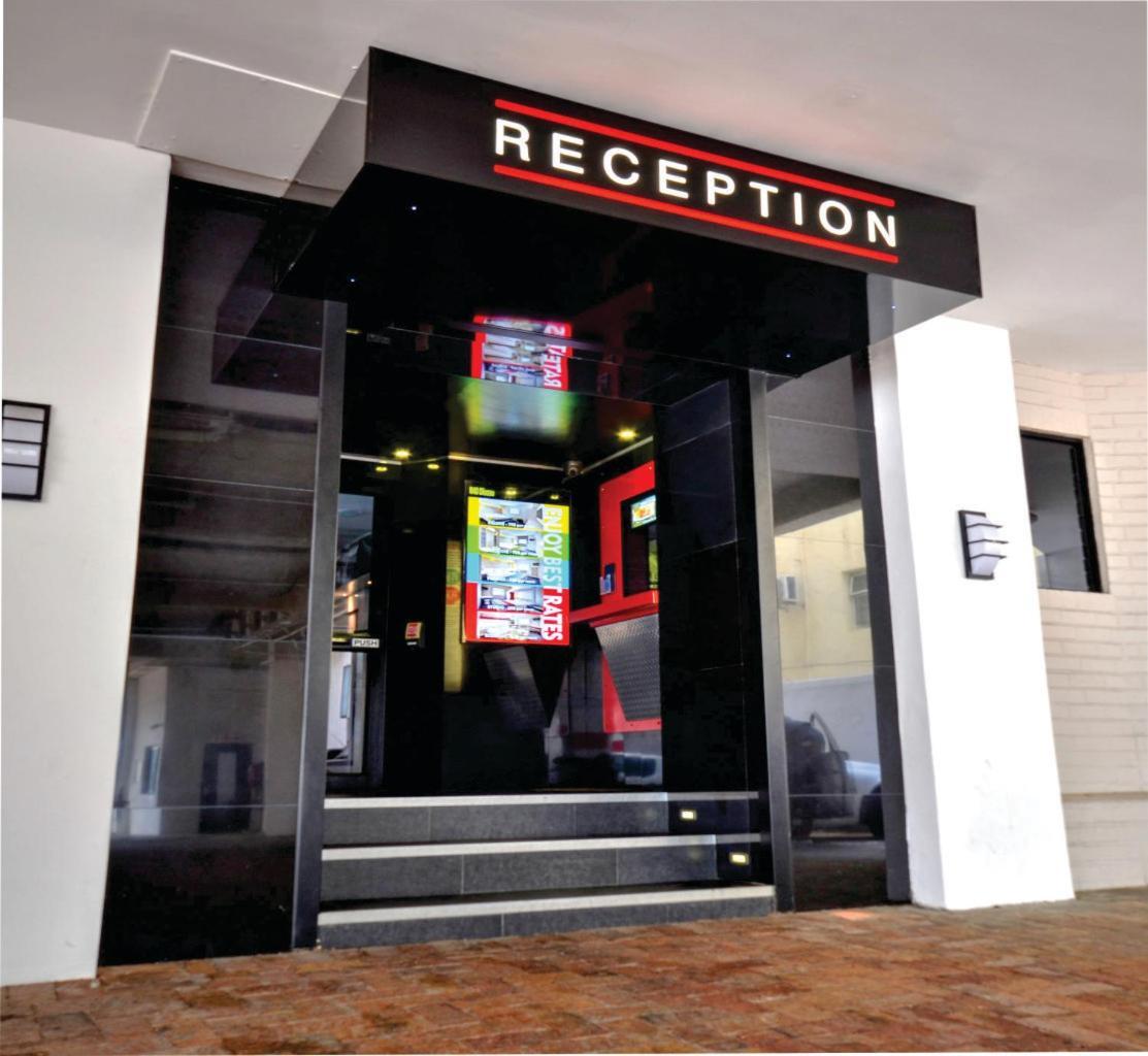 Check Inn Hotel كيب تاون المظهر الخارجي الصورة